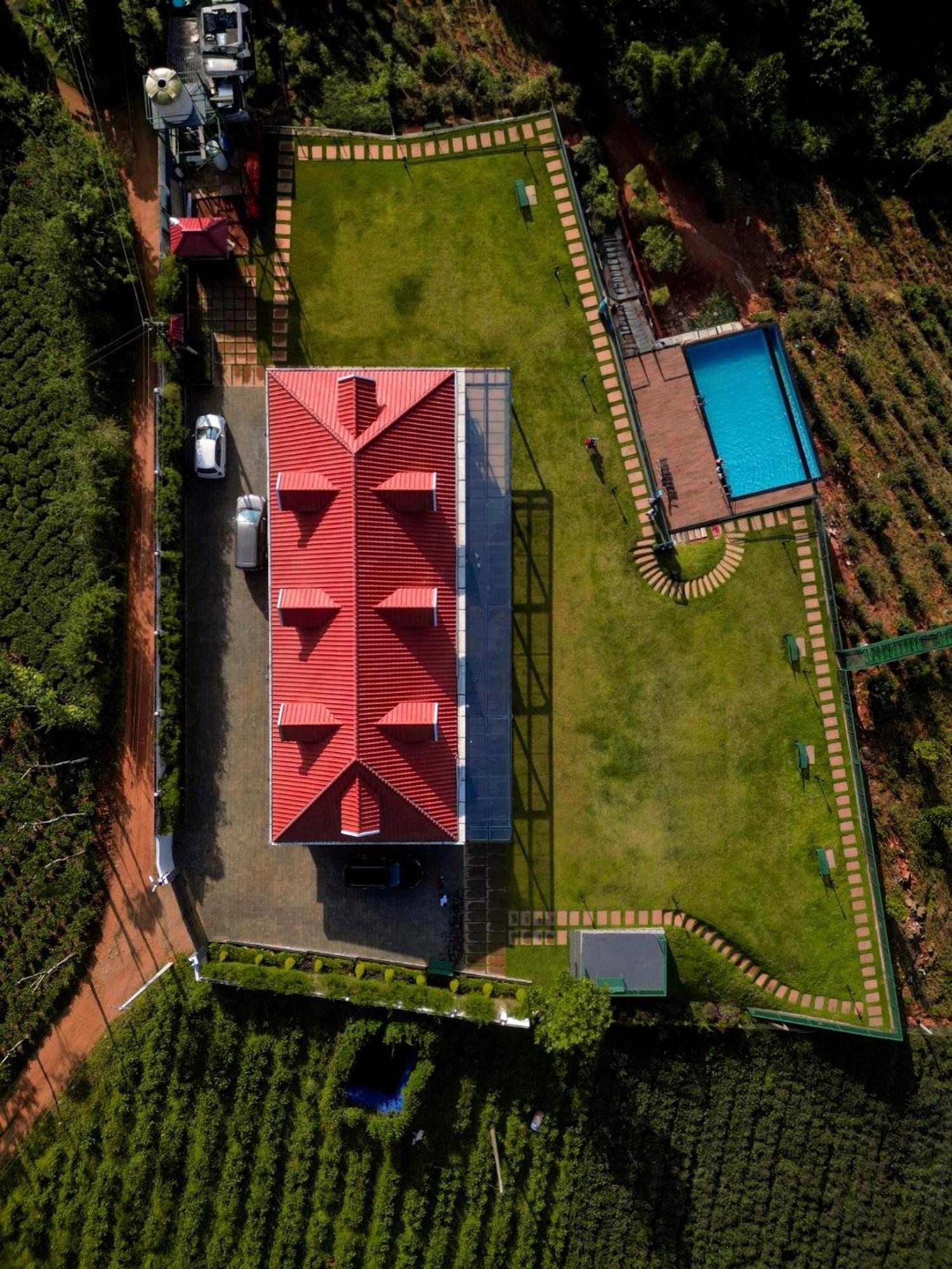 Cloudy Court Resort Idukki Ngoại thất bức ảnh
